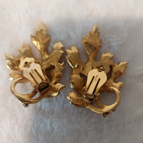 Maxine Denver Clip Earrings - Picture 3 of 7